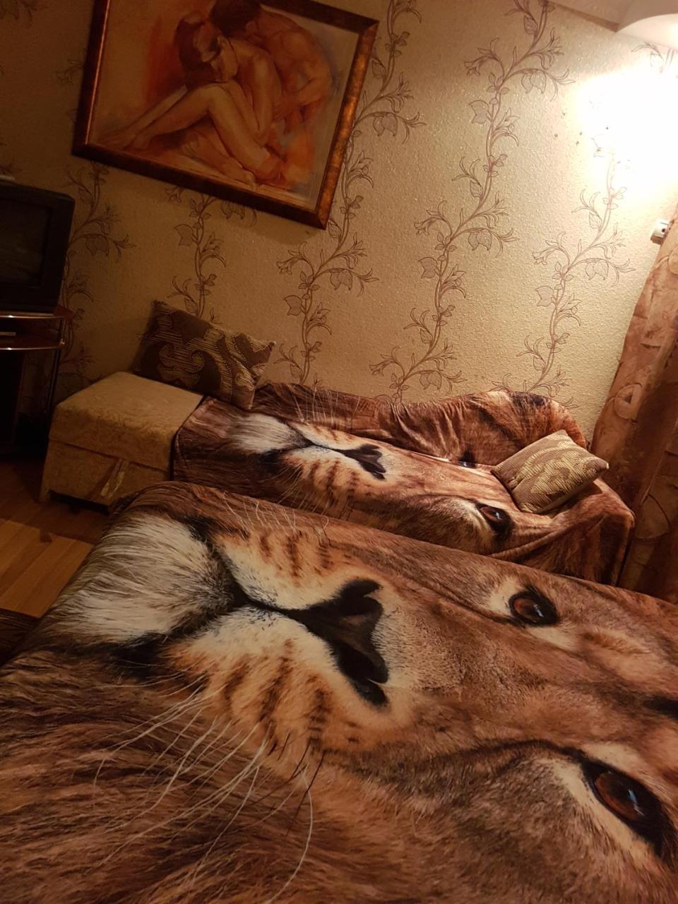 House Hotel Apartments 3 Rivne Bagian luar foto